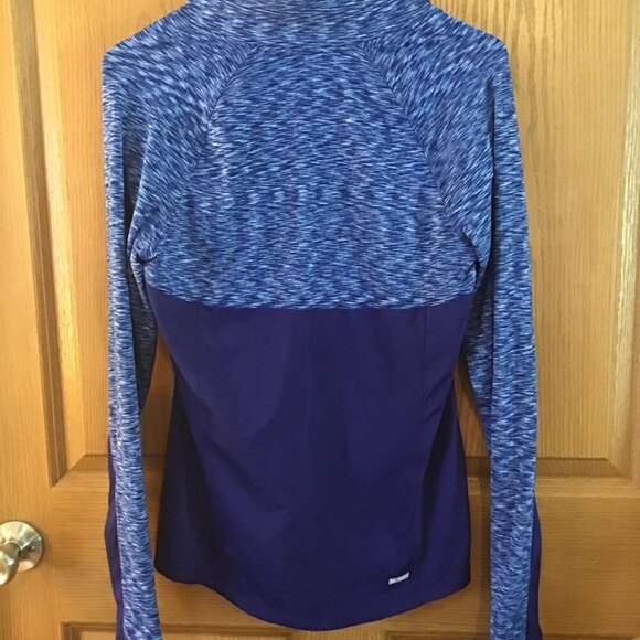 Danskin Activewear Shirt - Picture 2 of 2